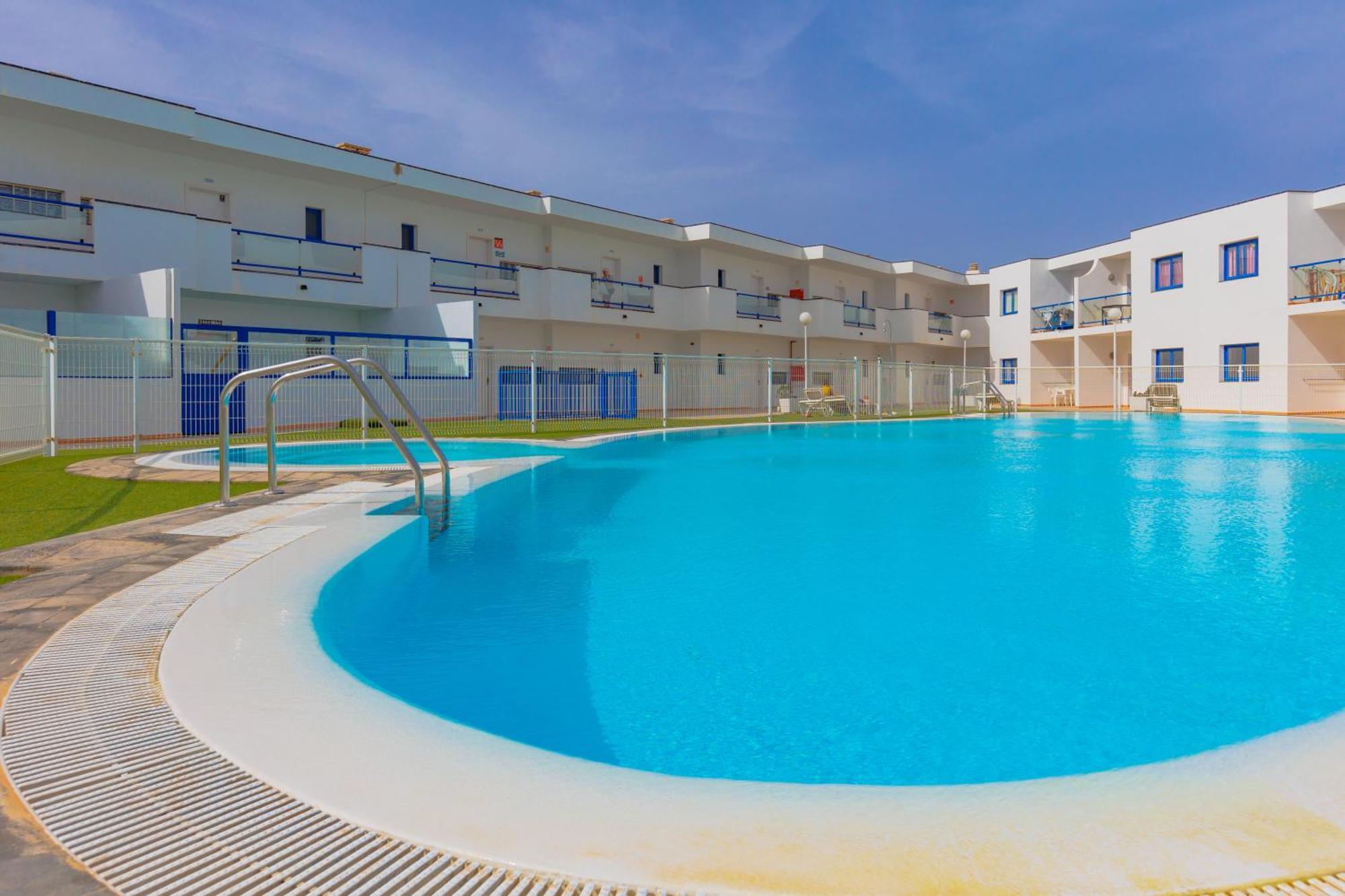 Astarita Sun Apartment Коста Калма Екстериор снимка