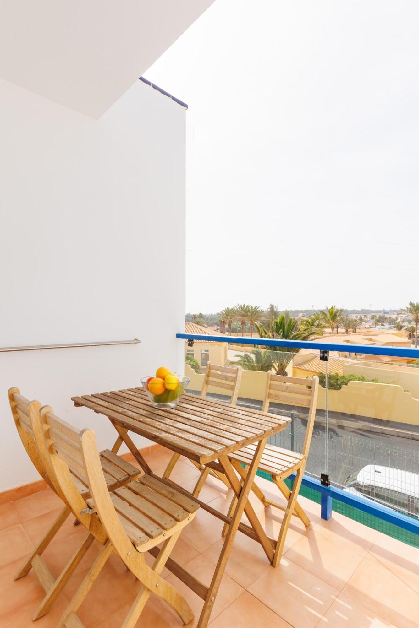 Astarita Sun Apartment Коста Калма Екстериор снимка