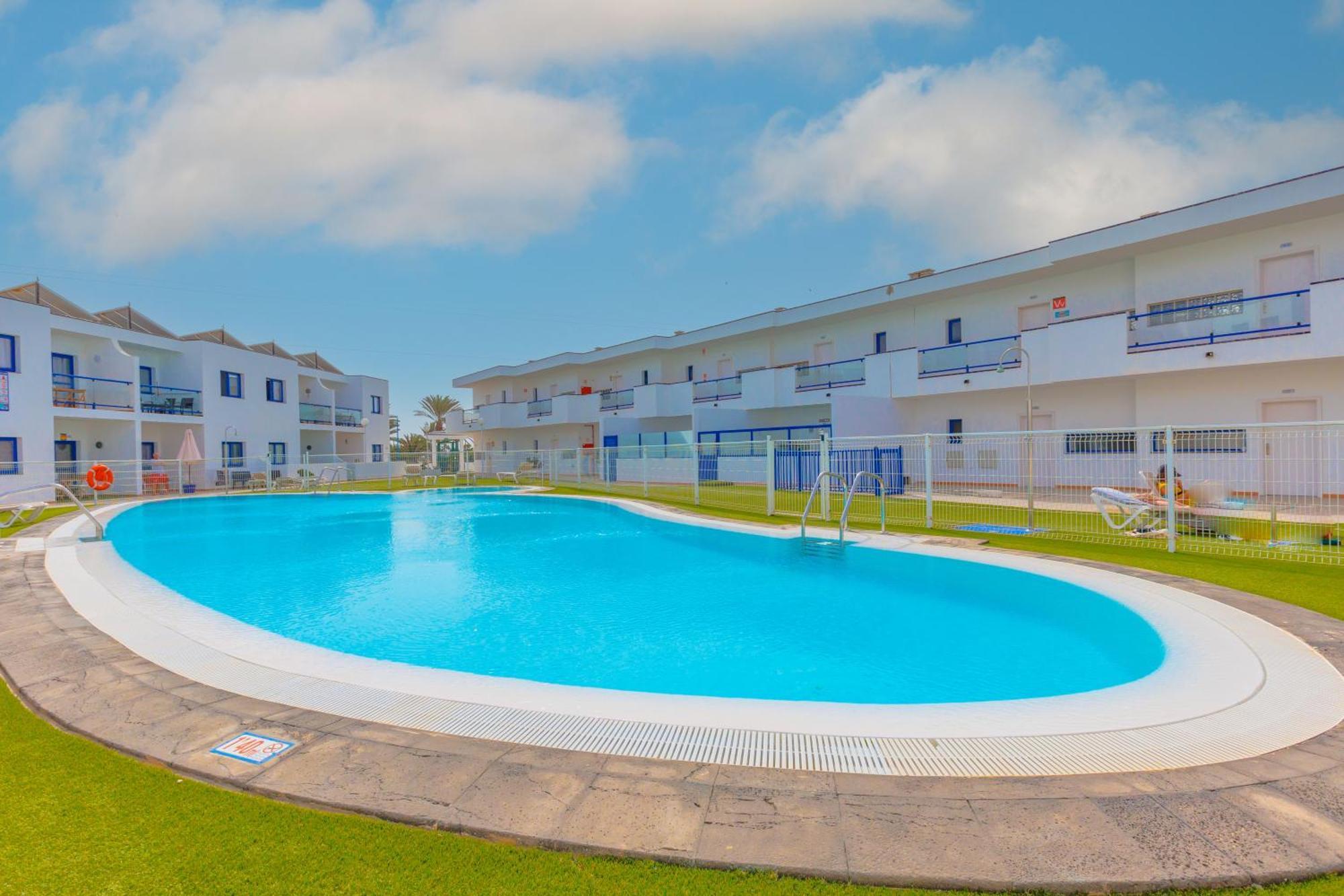 Astarita Sun Apartment Коста Калма Екстериор снимка