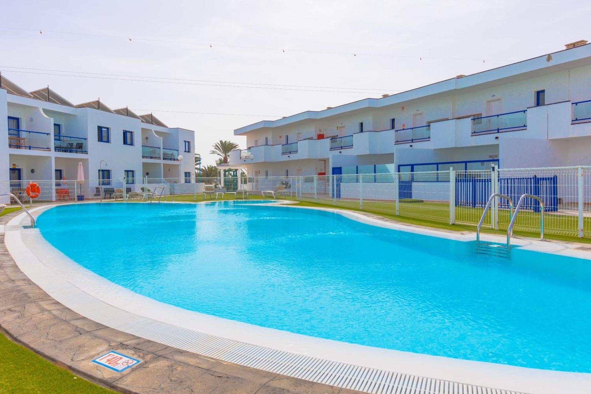 Astarita Sun Apartment Коста Калма Екстериор снимка