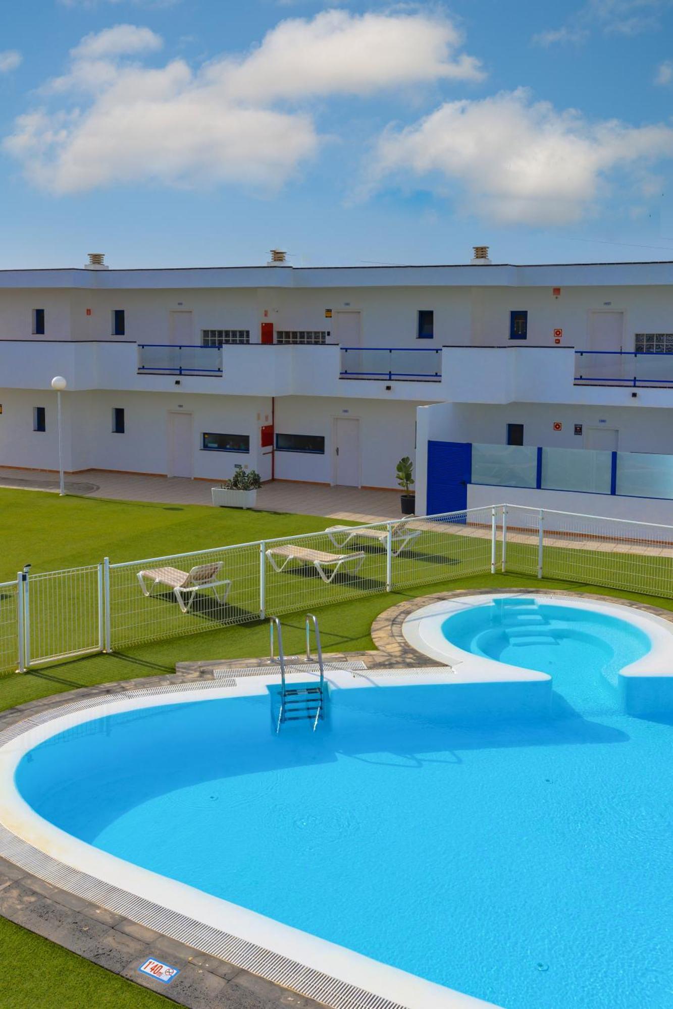 Astarita Sun Apartment Коста Калма Екстериор снимка