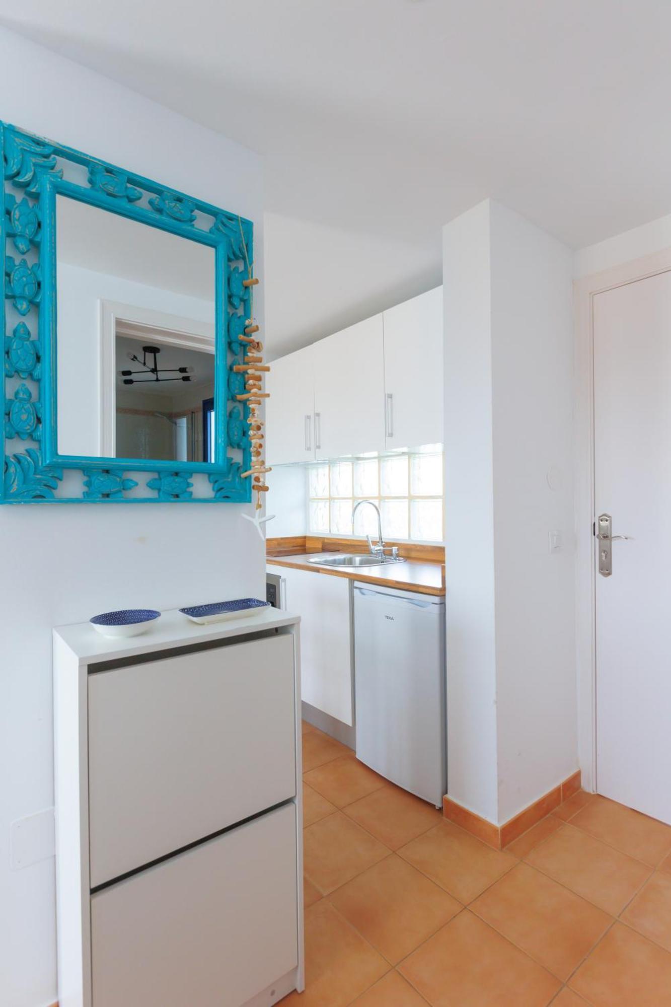 Astarita Sun Apartment Коста Калма Екстериор снимка