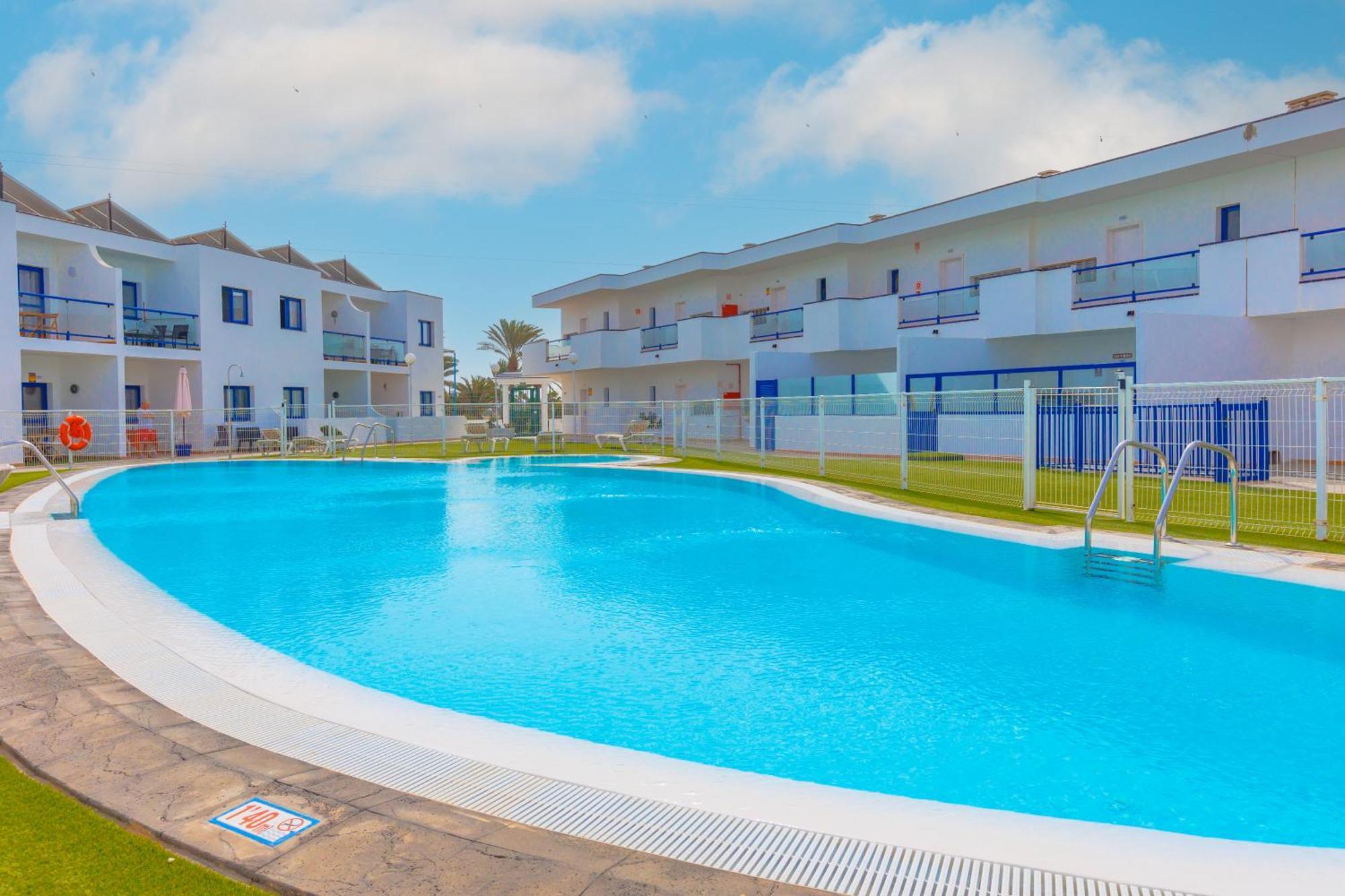 Astarita Sun Apartment Коста Калма Екстериор снимка