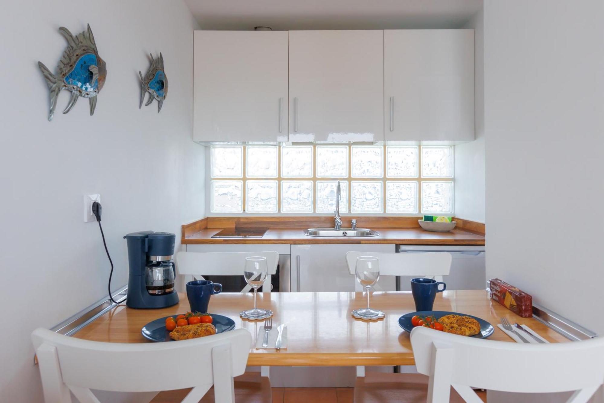 Astarita Sun Apartment Коста Калма Екстериор снимка