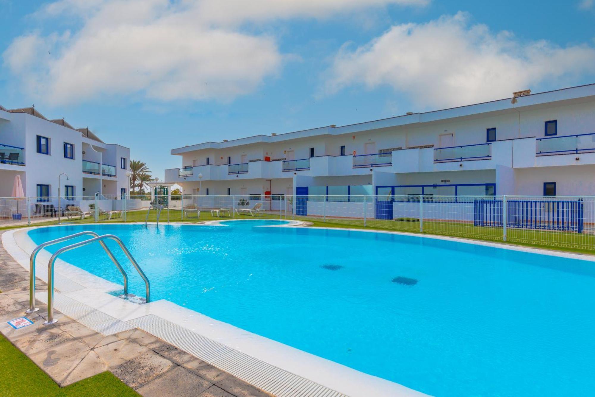 Astarita Sun Apartment Коста Калма Екстериор снимка